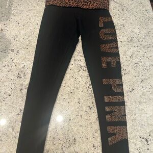 PINK Victoria's Secret Black and Leopard Print Leggings